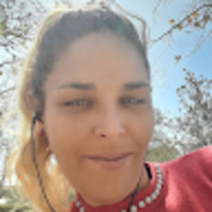 Meet your Posher, Ana maria